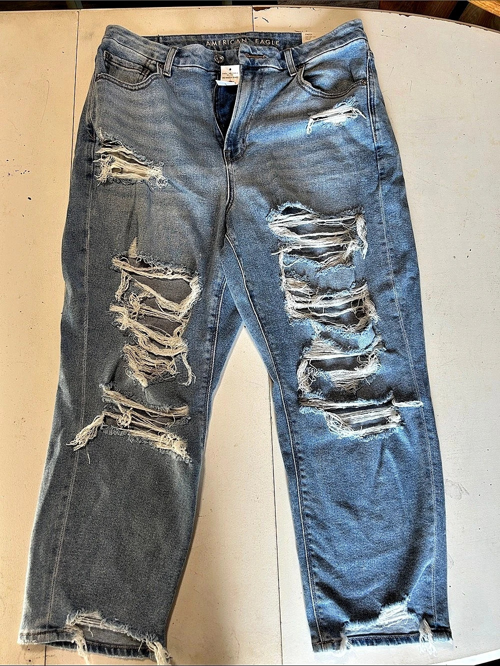 American Eagle Curvy Mom Jean Distressed High Rise Jeans Waist 12